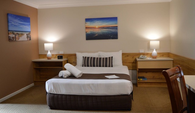 Sunseeker Motor Inn in Batemans Bay