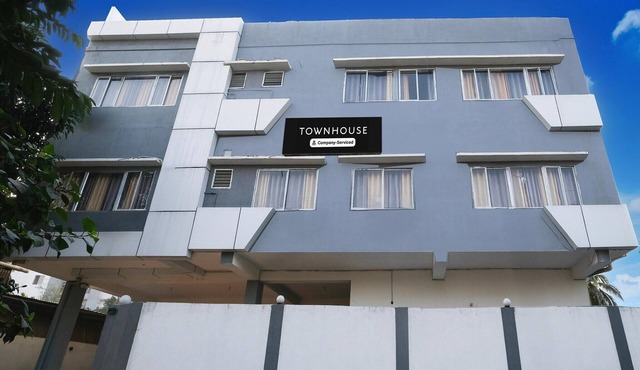 Super Townhouse ISBT Guwahati