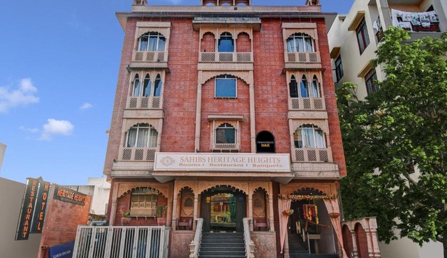 Super Townhouse OAK HOTEL Heritage Heights