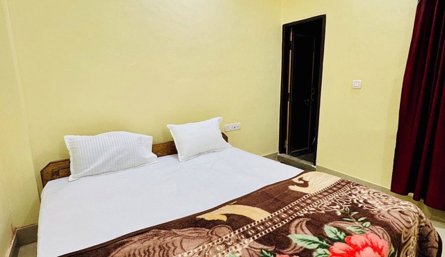 Suraj Guest House