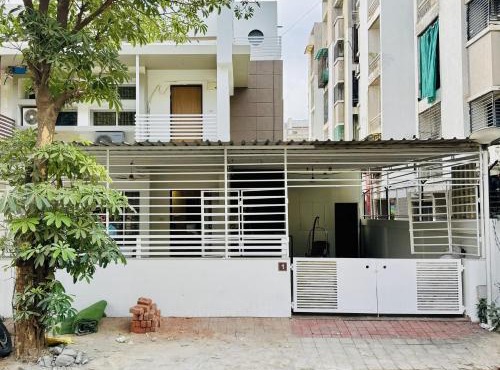 Sweet Home Stay in Gandhinagar