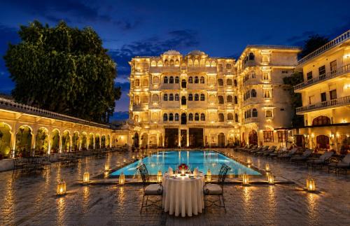 The Amar Mahal Luxury Heritage Hotel Near Fateh Sagar Lake, Udaipur