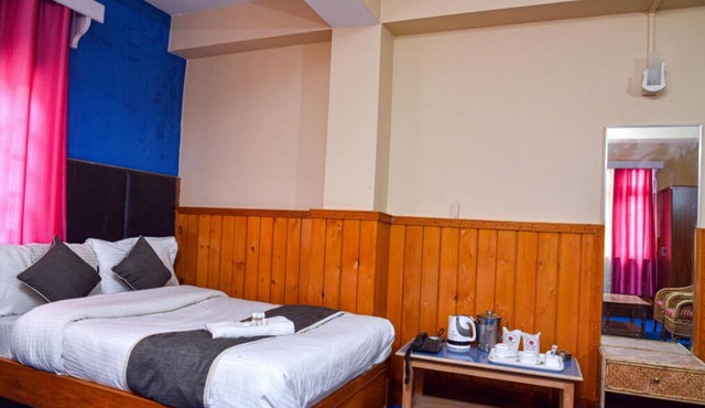The Fortuna Hotel Lachung by Baizus