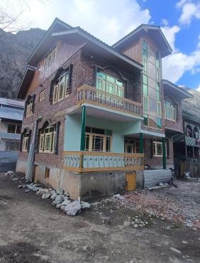 the Gurez residency in Gurais