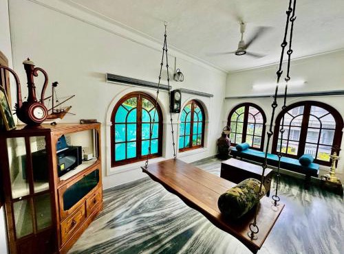 The Haven by Oshara Modern Kerala 3BHK AC WiFi Family Near Fort Kochi Parking