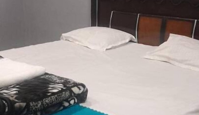 The Heaven Hotel & Restaurant in Agra