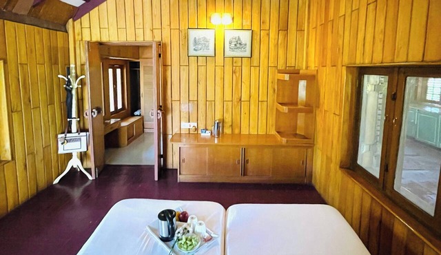 The Hideaway Hosur by evaddo stays