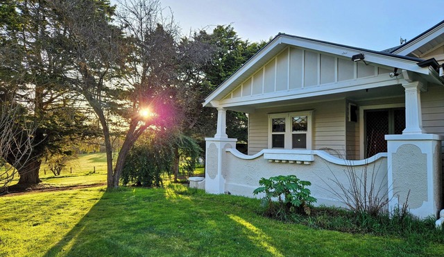 The Mia Mia Newstead - Pet Friendly Country Retreat close to town in Newstead