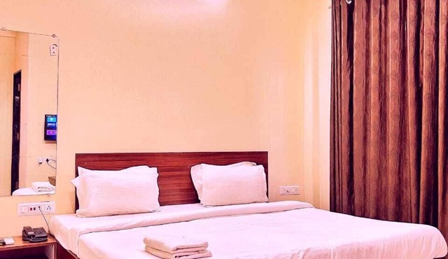 The Moonlight Resort Indore in Sanwer