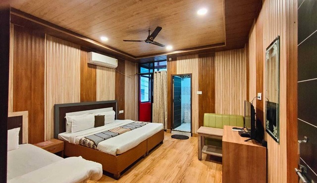 The Mountain View Tapovan- By Tree Town Hospitality in Rishikesh
