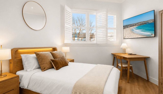 The Plot Twist Randwick Unit 2 in Randwick