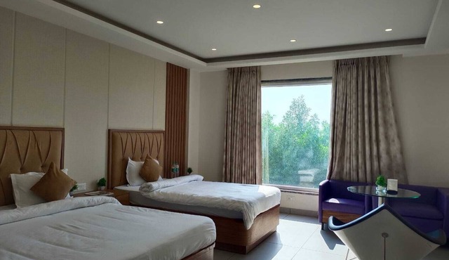THE PRINCE ZENQ XPRESS RESORTT ROHTAK in Sampla