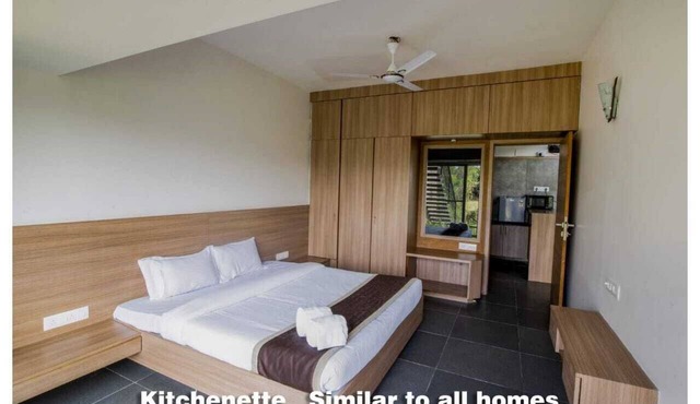 The Quade Villa By Spandan Holiday Homes in Anjaneri