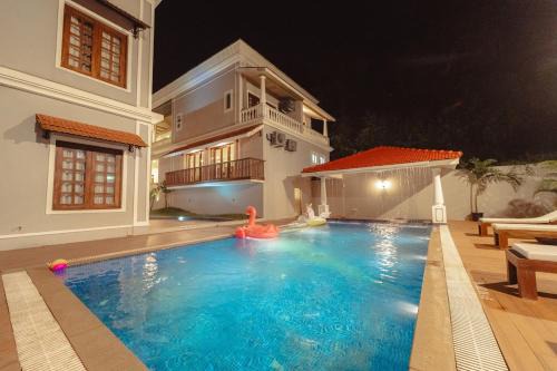 The Shioli house 12bhk Pvt Pool Boutique Villa Siolim By Eniyi Homestay