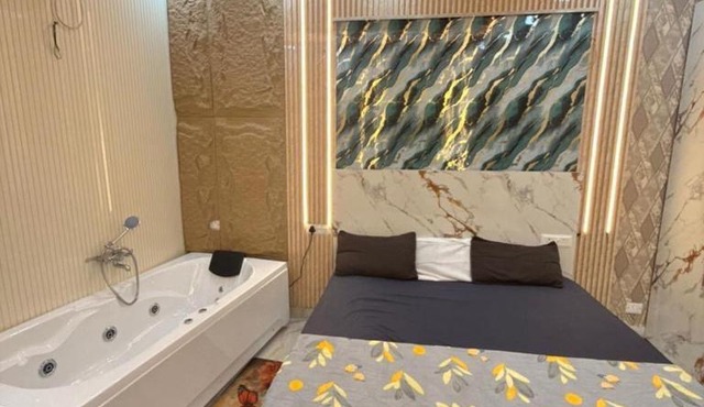 The skyline studio in Ghaziabad