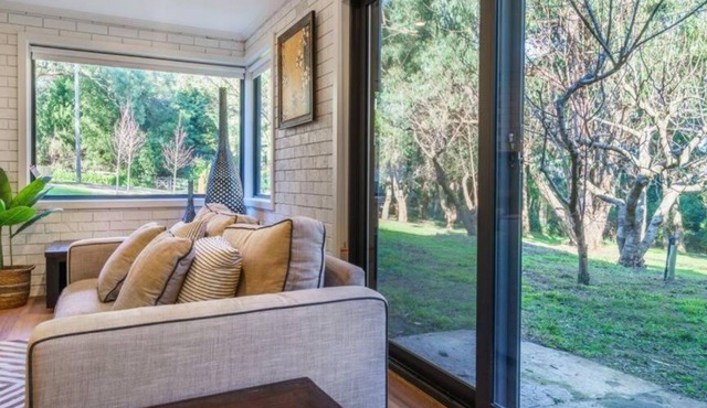 Tranquil Vibes in Red Hill in Red Hill South