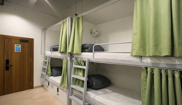 Transit POD Stay