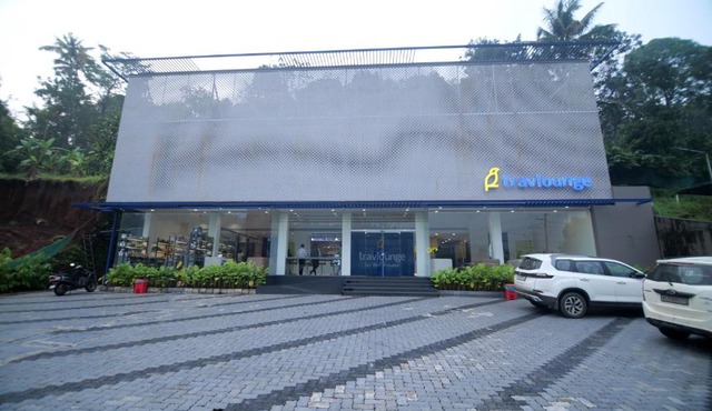 Travlounge Adimali