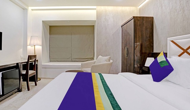 Treebo Premium Golden Bliss Trimurti Nagar Square in Nagpur