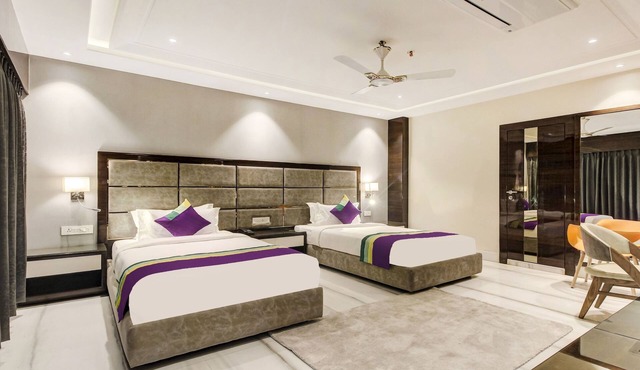 Treebo Premium Tahoora International in Kolkata