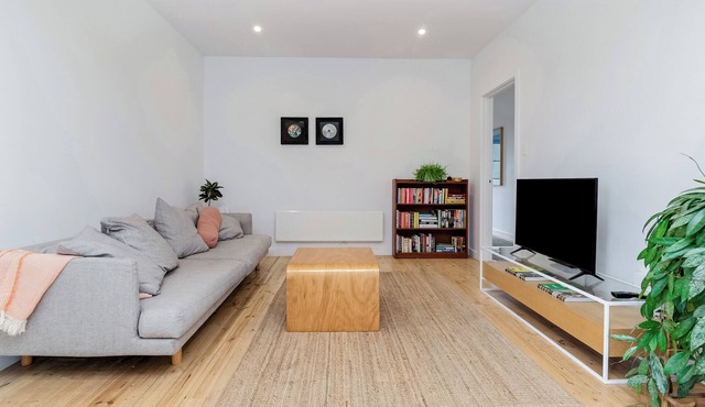 Trent Creek Retreat- a beautiful 4-bedroom home in the heart of Trentham in Trentham