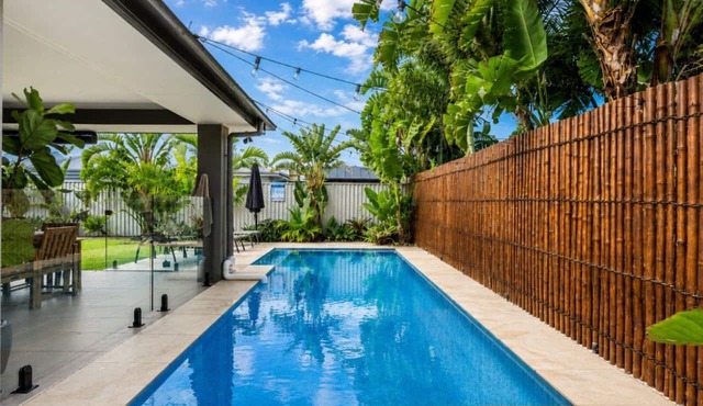 Tropical Family Retreat in BANKSIA BEACH