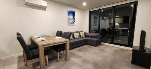 Two bedroom apartment with views in Cheltenham in Cheltenham