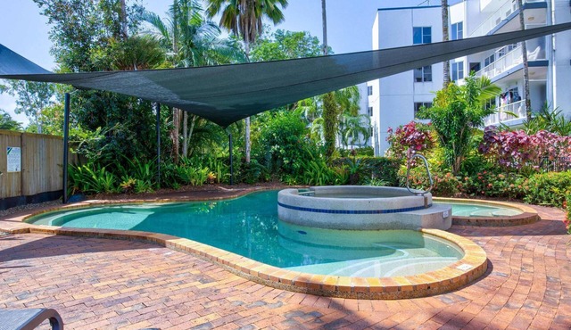 Ulysses 2 Beach front Apartment in Wongaling Beach