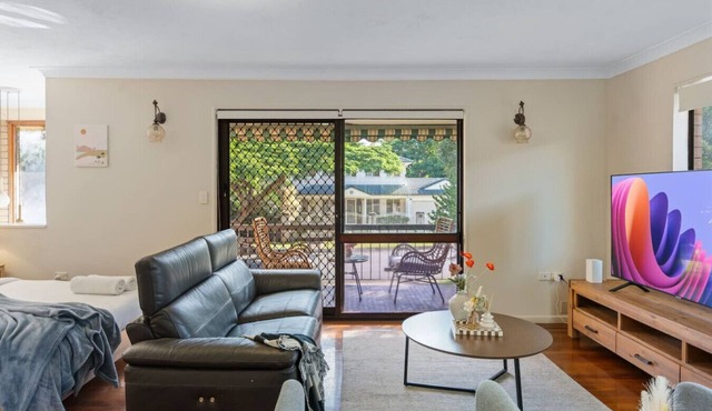 Unbeatable Value | Group/Family | Roomy/Convenient in Robertson