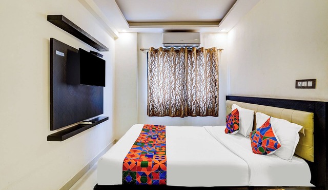 Via Royal Regalia Inn - Jayanagar