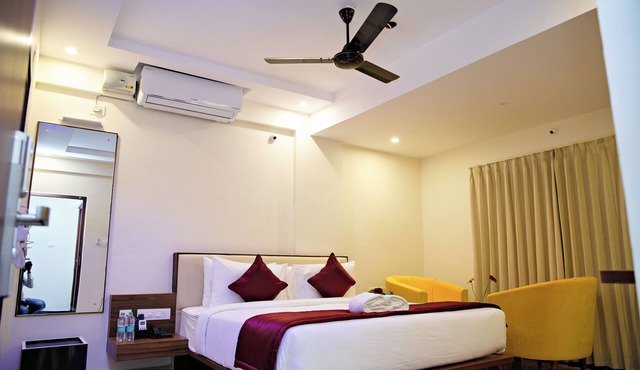 VILLA GRAND HOTEL NEAR BENGALURU AIRPORT