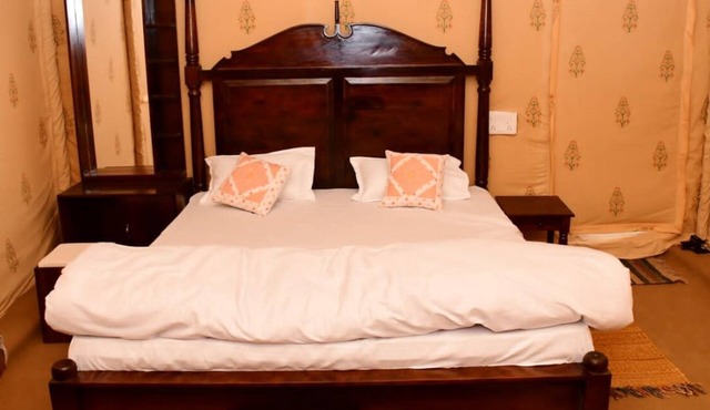 Vishco Paradise Resort in Jaisalmer