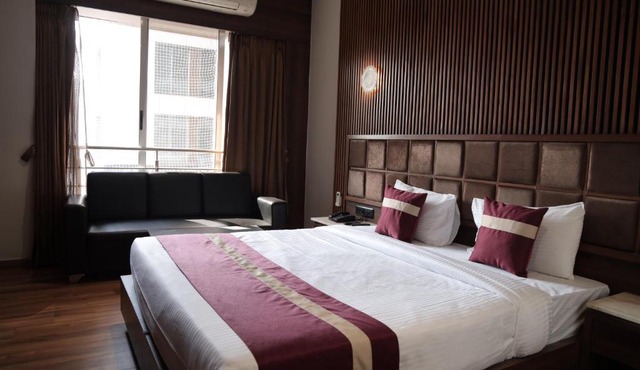Vivotel Hotel Surat