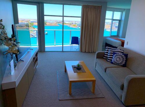 Wallaroo Marina Luxury Apartment in Wallaroo