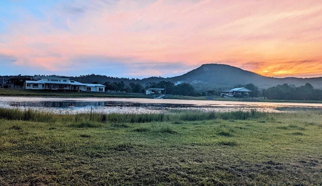 Water View Country Cottage- A little bit of Country so close to the Beach! in Yandina Creek