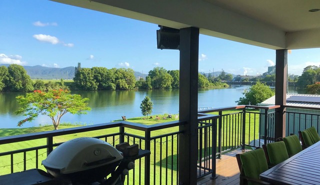 Waterfront Murwillumbah - Great White on Tweed in Condong