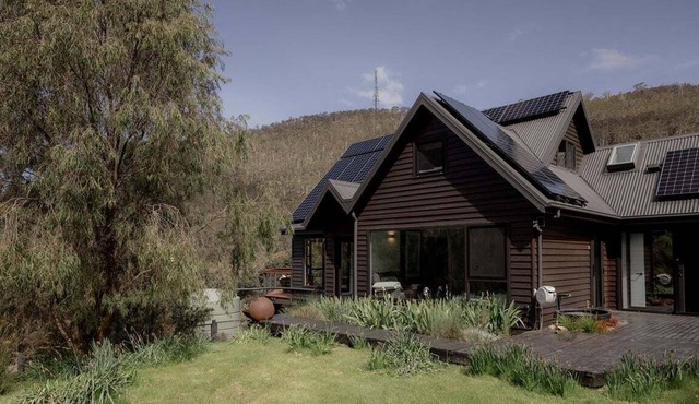 Wilder Stay with sauna, outdoor bath and plunge in Hobart City