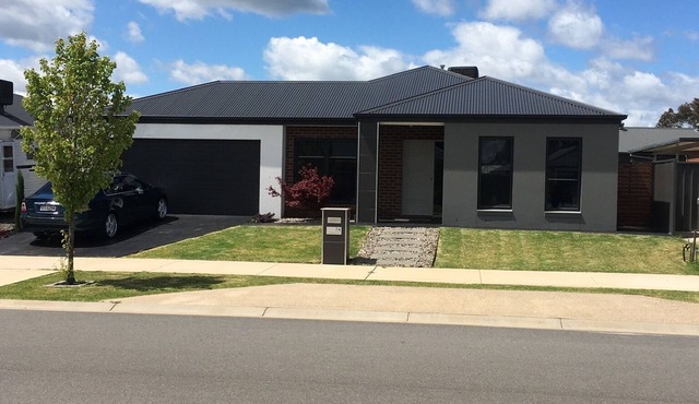 Wodonga house Huon Hill in Killara