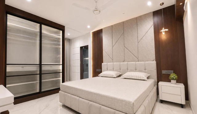 Woodlands Apartment 501 - Fully Furnished Luxury Apartment