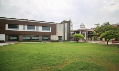 Yashogopal Resortico in Vrindāvan