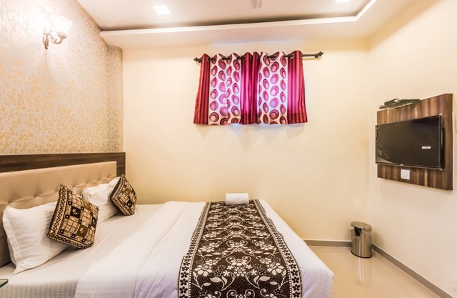 Hotel Golden Galaxy