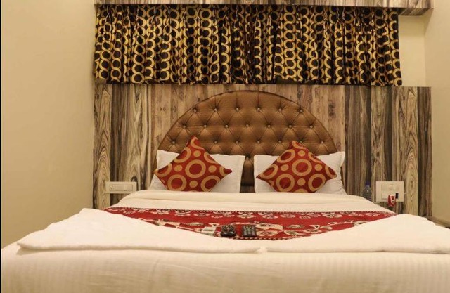 Hotel Golden Inn