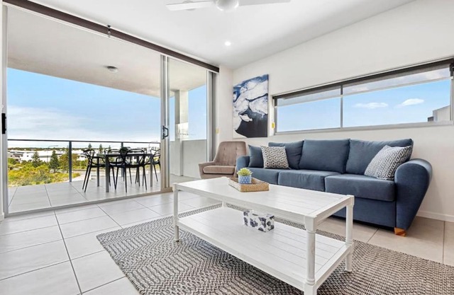 Spacious Waterfront apartment opp Hospital in Kawana Waters
