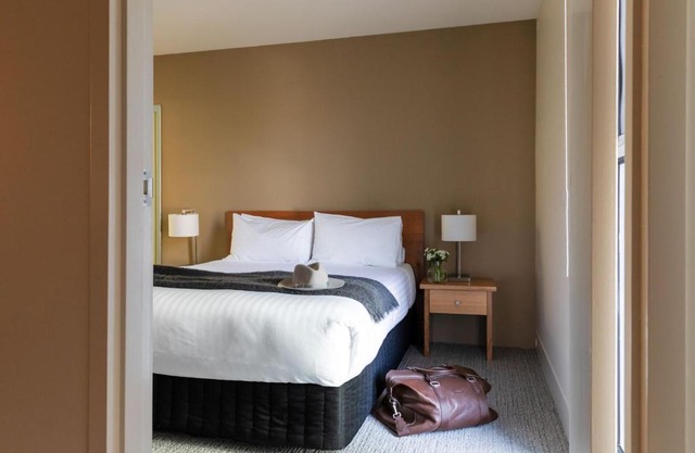 The Woolstore Hotel 