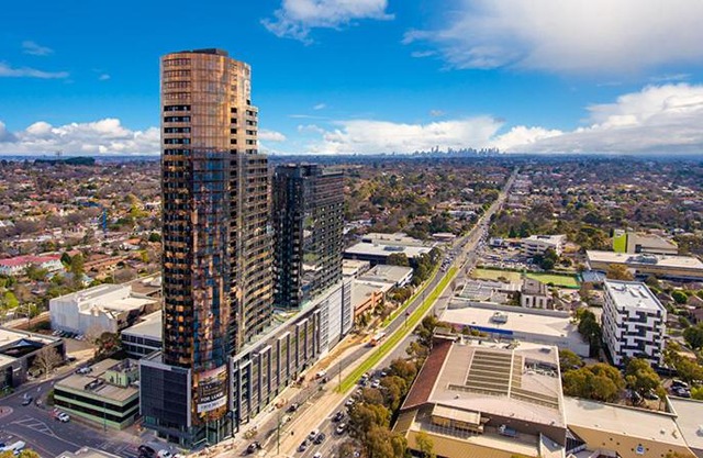 Whitehourse Towers-1BR-1BA-Amazing View-Boxhill in Box Hill