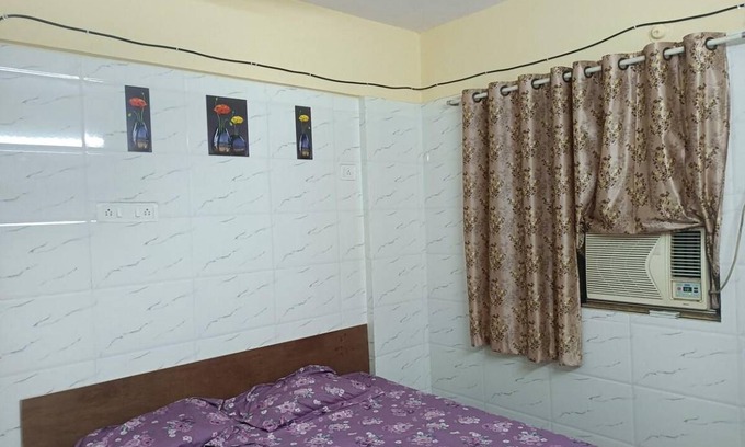 Thane West House | 1000 m² Bungalow ∙ 1 bedroom ∙ 1 guest