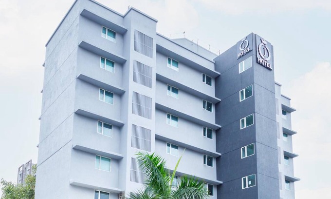 Jogeshwari West Hotel | 20 m² Hotel ∙ 4 guests