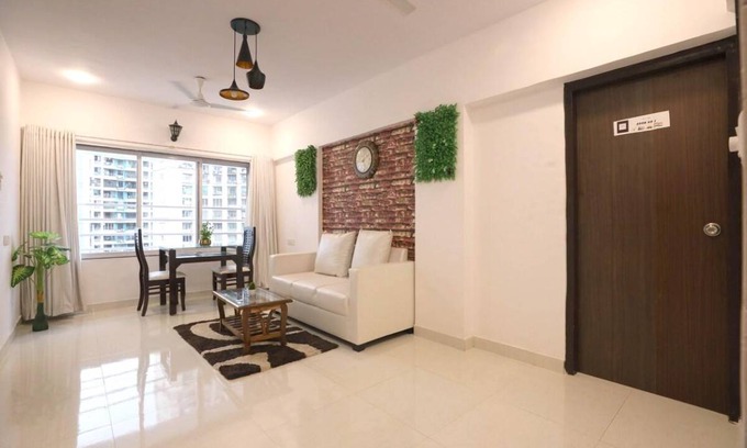 Kandivali East Apartment | 350 m² Apartment ∙ 1 bedroom ∙ 3 guests