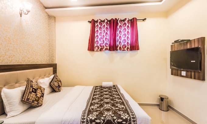 Santacruz Hotel | Hotel Golden Galaxy