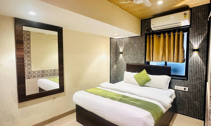 Kismat Nagar Hotel | HOTEL KALPANA RESIDENCY